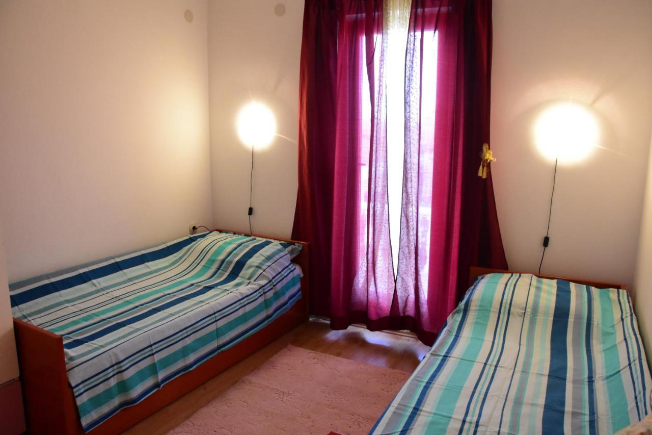 Apartments Zana Vir Eksteriør billede