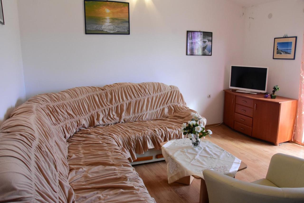 Apartments Zana Vir Eksteriør billede